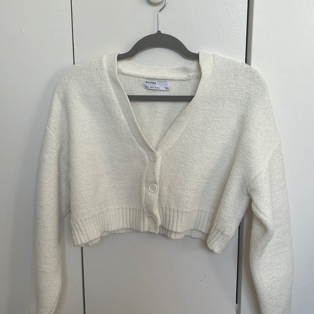 Bershka Cozy Cropped Cream Cardigan